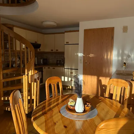 Σπίτι διακοπών Allgaeu In Center Parc Naehe - Stadtnah - Parkplatz - Balkon